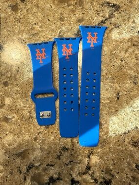 MLB New York Mets Royal Blue Silicone Apple Watch Band